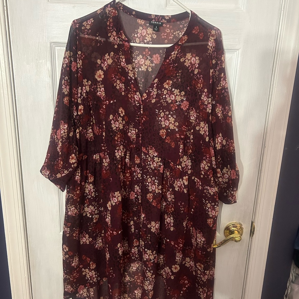 Torrid women’s sheer top size 3